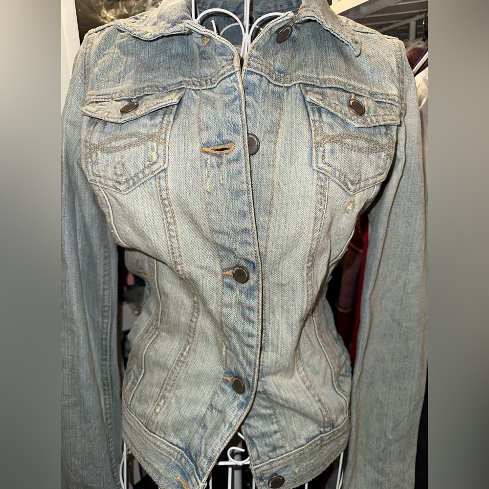 Vintage 90s Abercrombie & Fitch Distressed Light Denim Jean Jacket